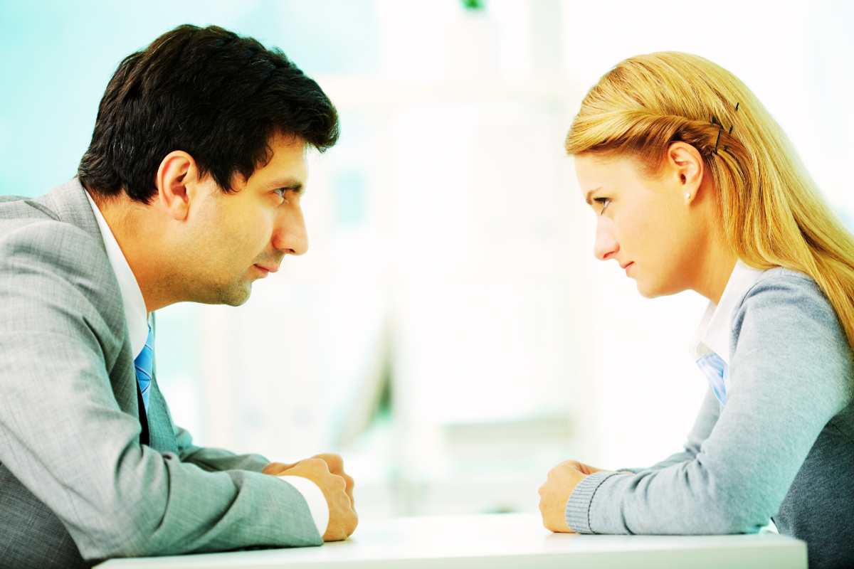 Lite tra vicini in condominio, questo rituale di bellezza (comunissimo) può costarti caro